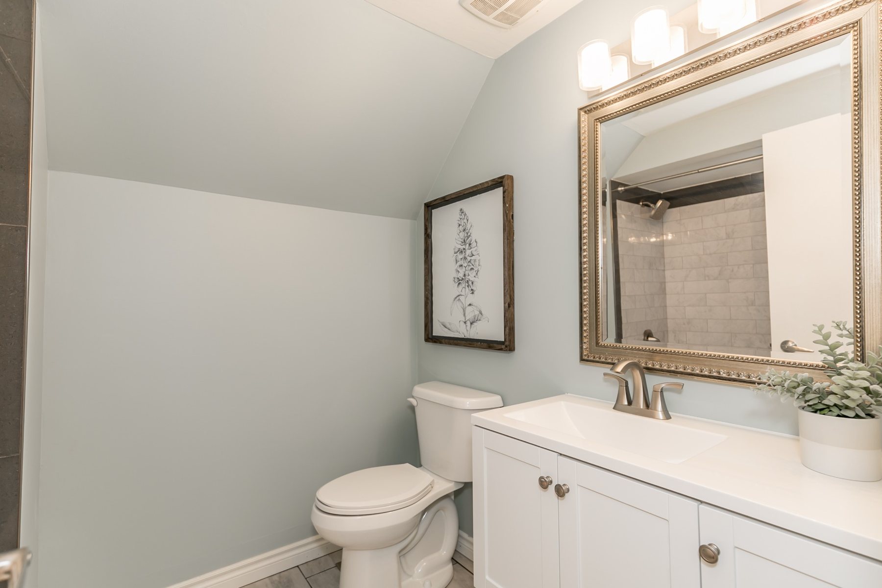 Completed Hilltop bathroom vanity